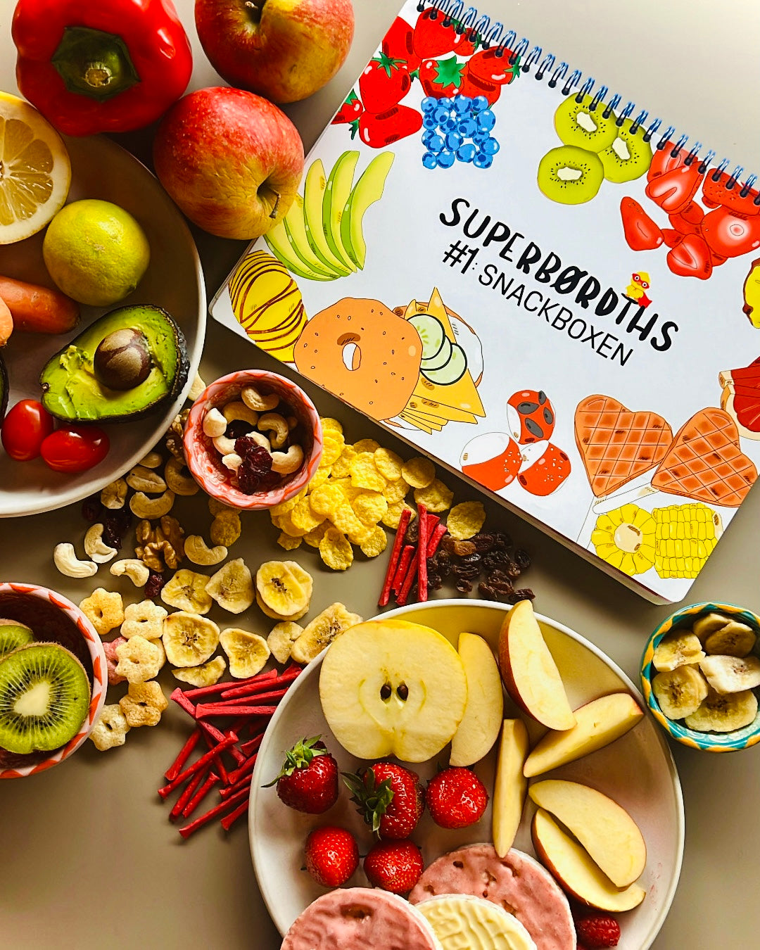 Snackbox-Mitmachbuch mit Obstplatte – gesundes Essen spielerisch entdecken