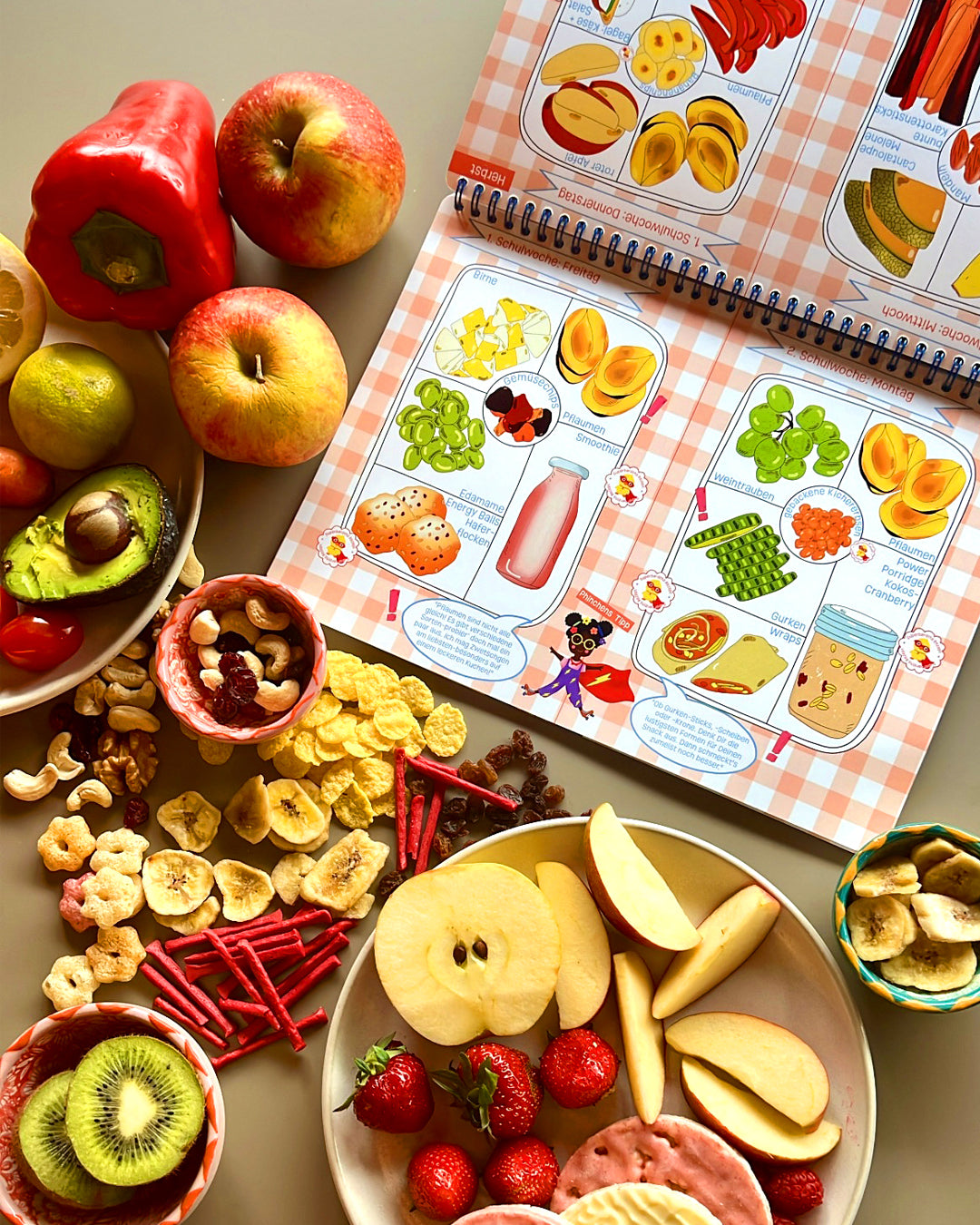 Snackbox-Buch geöffnet – kreative Lunchbox-Rezepte mit frischem Obst und Gemüse